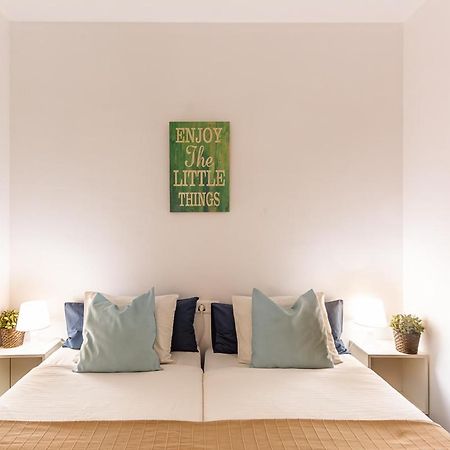 Andaluz Apartments Toboso Нерха Екстер'єр фото